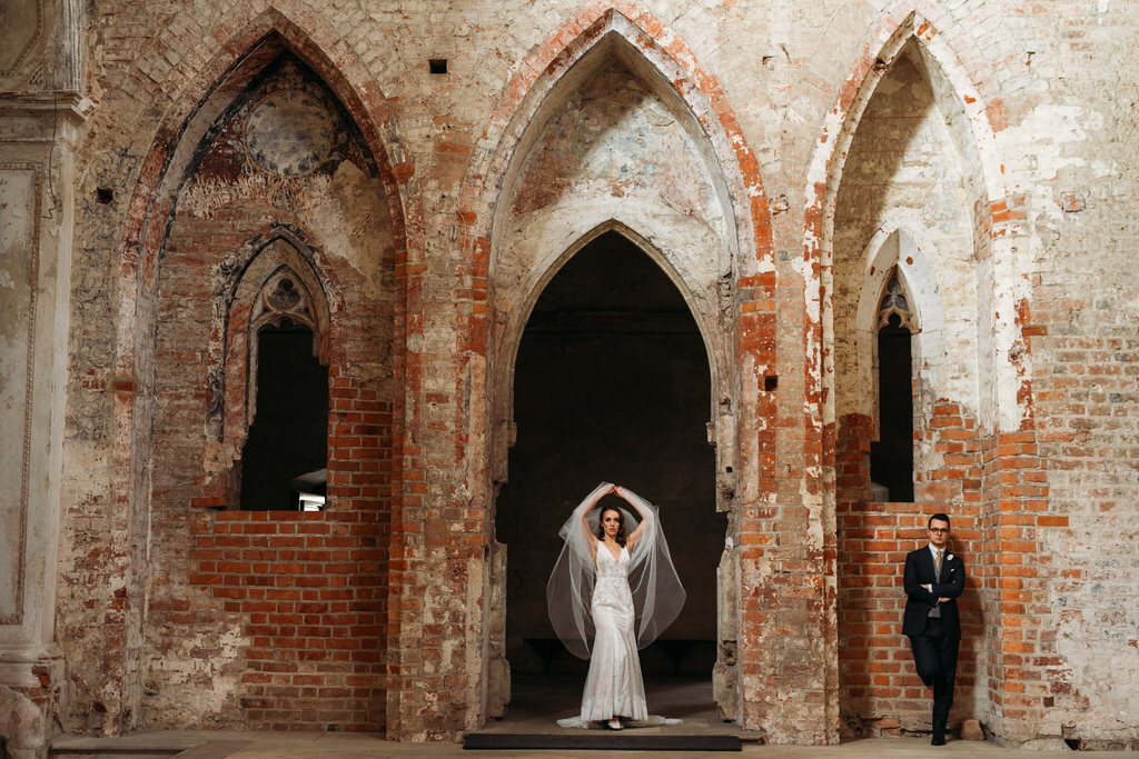 opactwo lubiąż sesja ślubna wrocław warszawa fotograf ślubny goczkowski górecka sesja ślubna w lubiążu